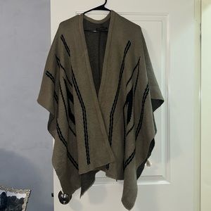 Worn womens wrap from Do everything in love one size fits all